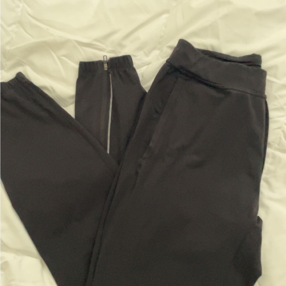 Black Lululemon joggers men’s medium size